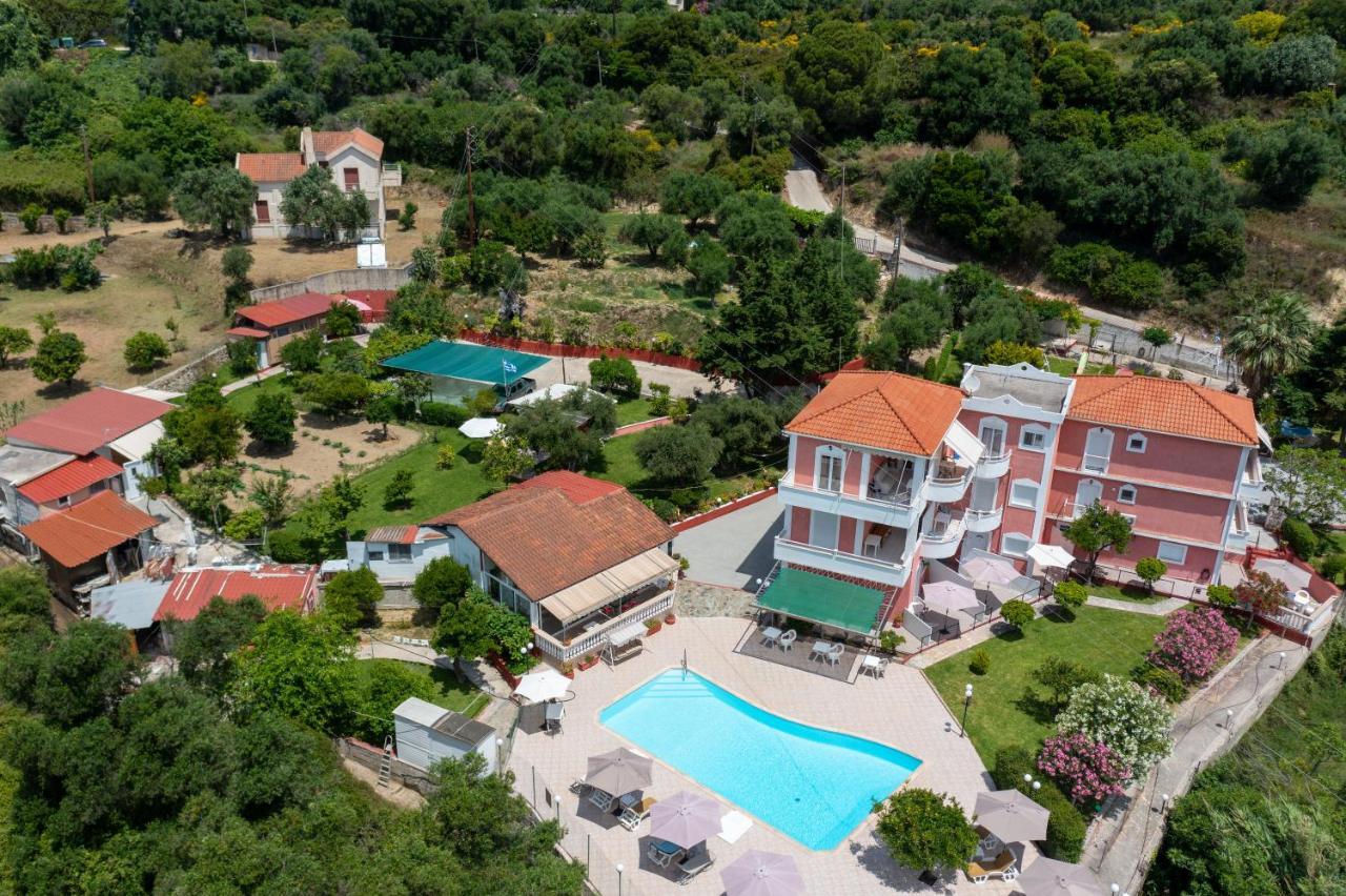 Amazona Apartments And Studios Sparta Exterior foto