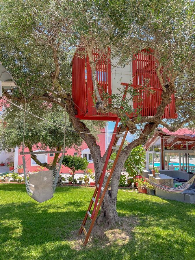 Amazona Apartments And Studios Sparta Exterior foto