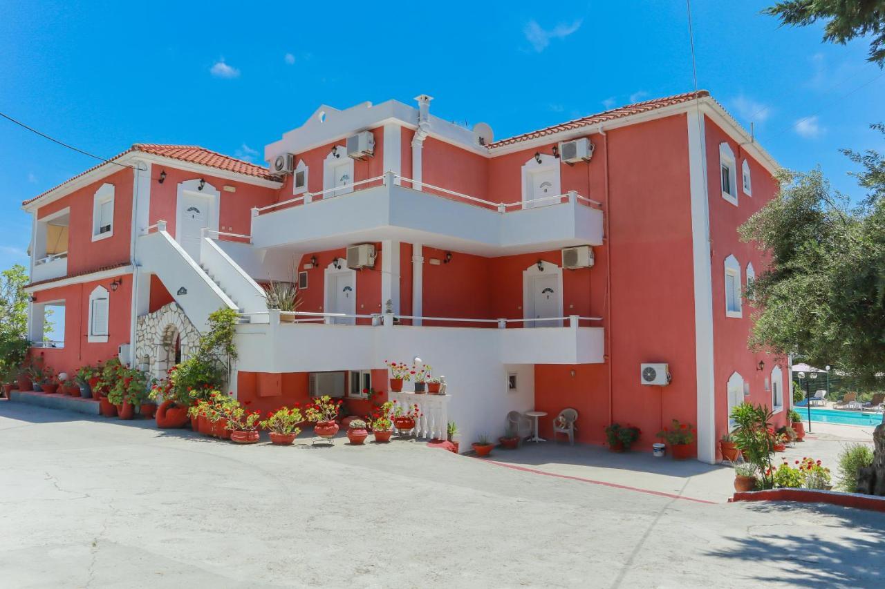 Amazona Apartments And Studios Sparta Exterior foto