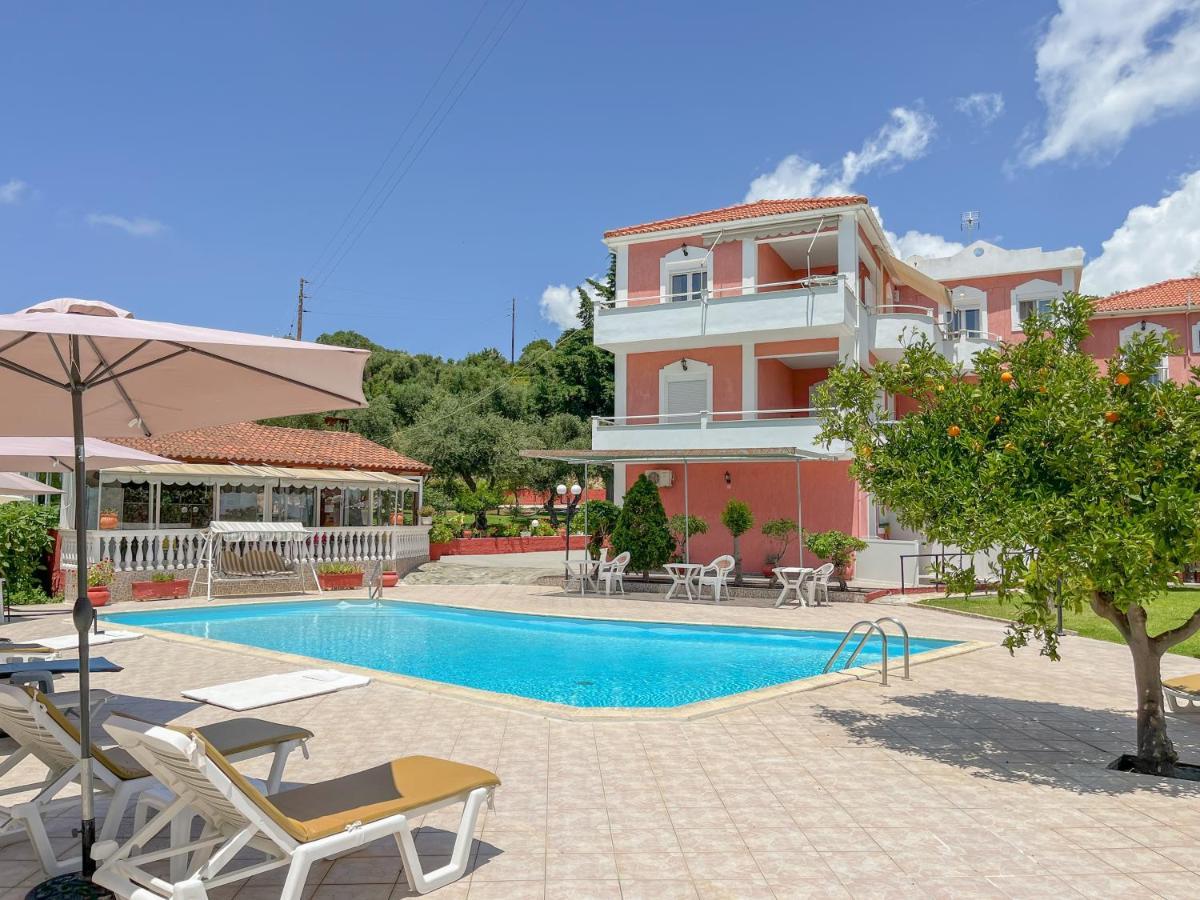 Amazona Apartments And Studios Sparta Exterior foto