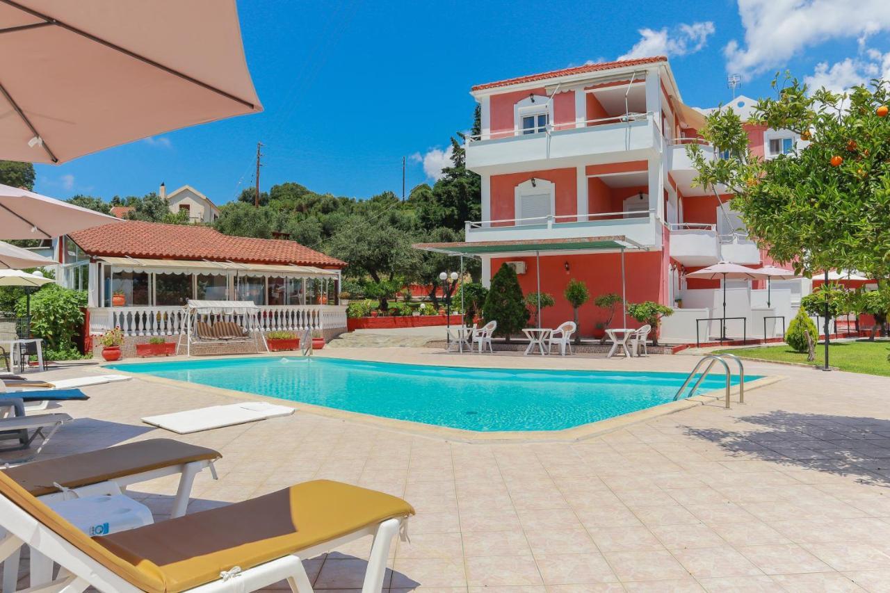 Amazona Apartments And Studios Sparta Exterior foto