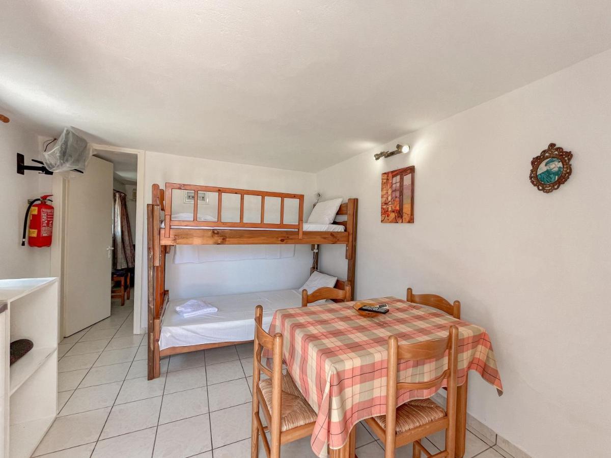 Amazona Apartments And Studios Sparta Exterior foto
