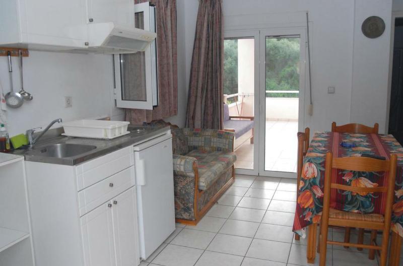 Amazona Apartments And Studios Sparta Exterior foto