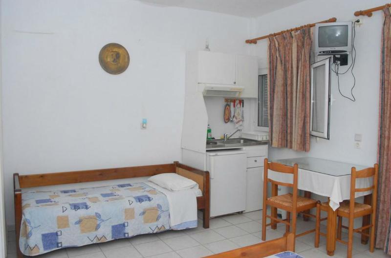 Amazona Apartments And Studios Sparta Exterior foto